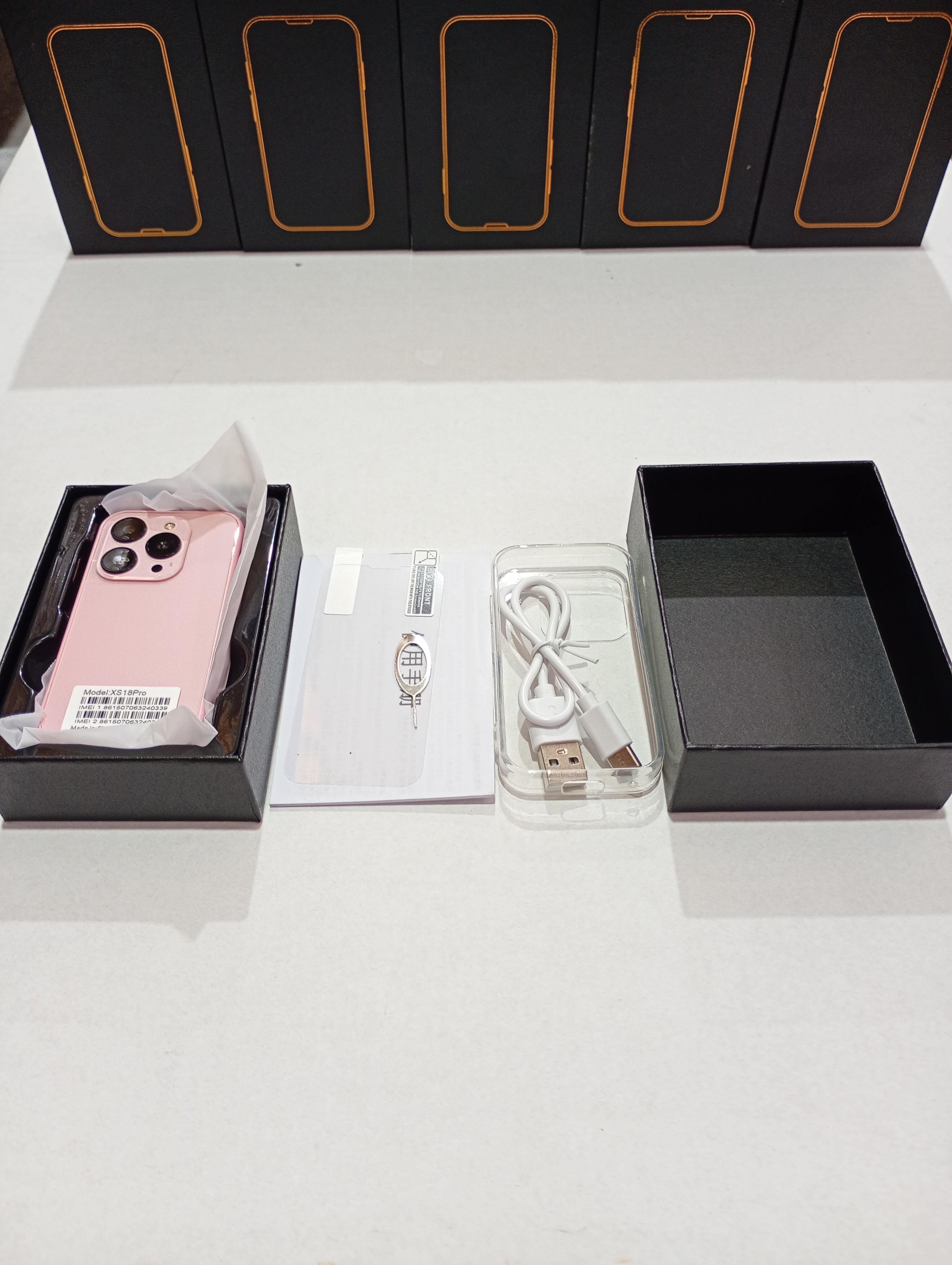 Mini teléfono inteligente rosa - additional image 3